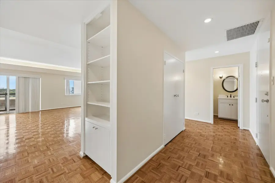 2929 Buffalo Speedway #A303, Houston, TX 77098 - #2