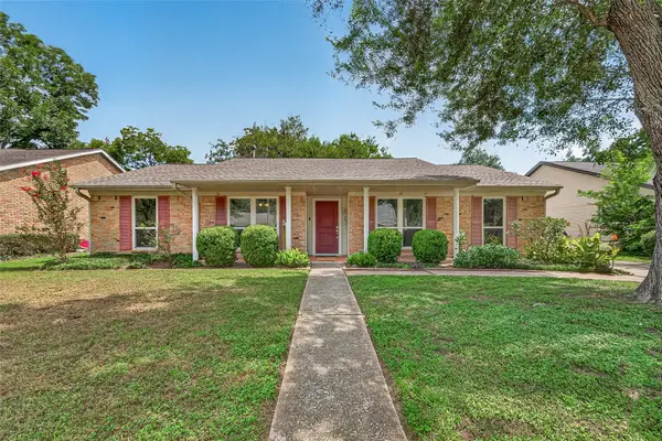 6011 Benning Drive, Houston, TX 77096
