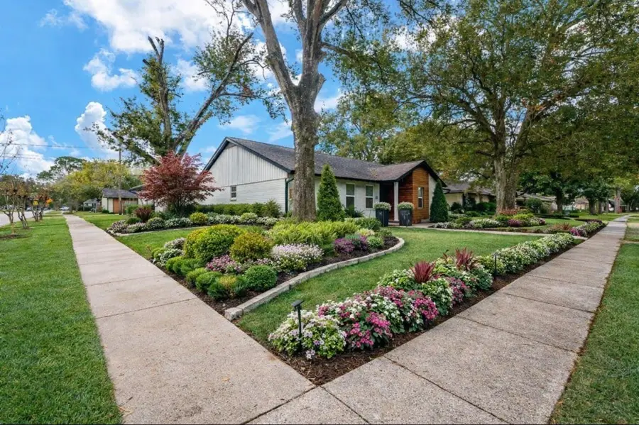 10603 Riverview Drive, Houston, TX 77042 - #2