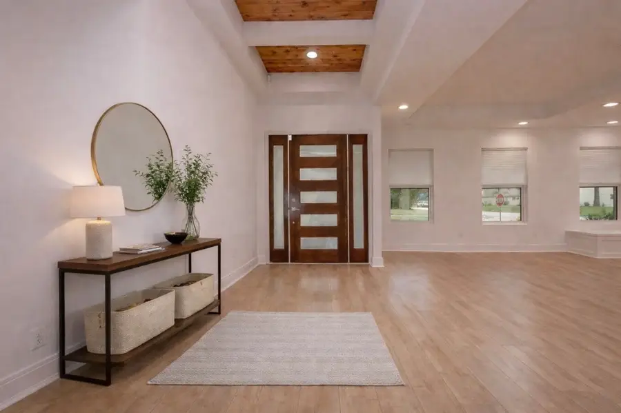 10603 Riverview Drive, Houston, TX 77042 - #3