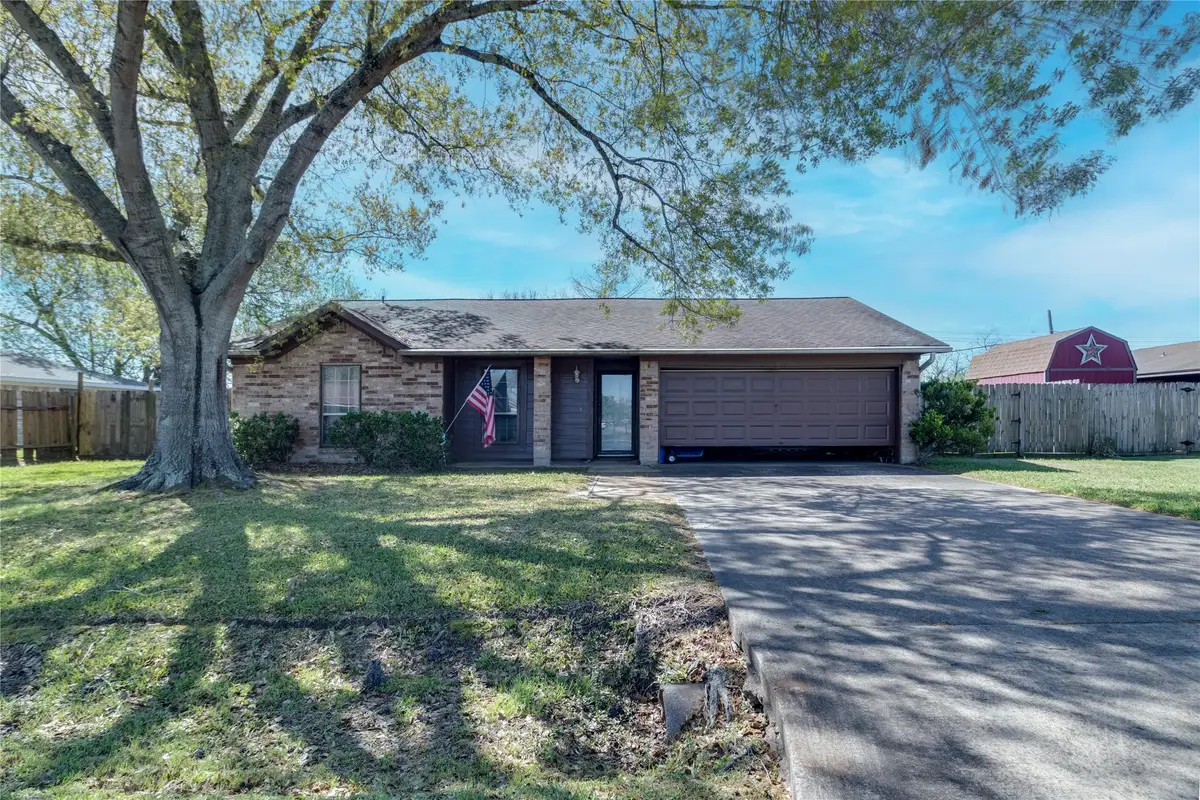 2306 Heather Street, Highlands, TX 77562 - #1