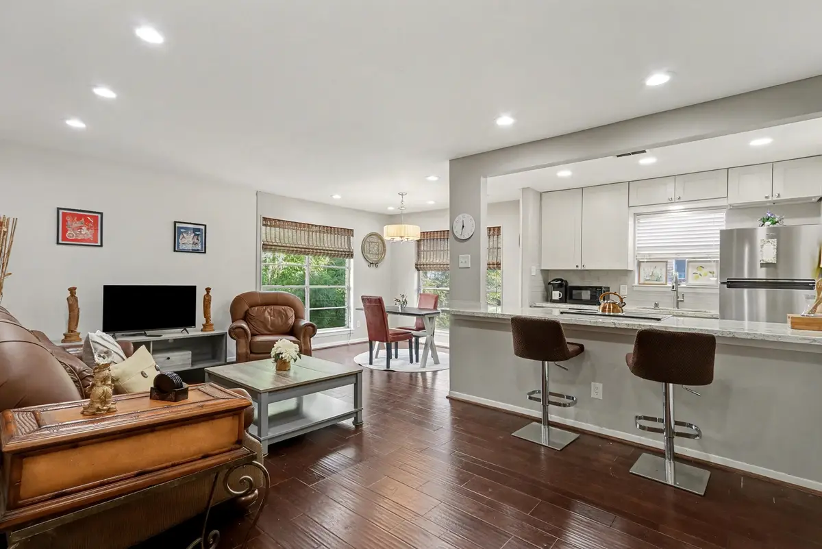 421 Emerson Street #6, Houston, TX 77006 - Image #1