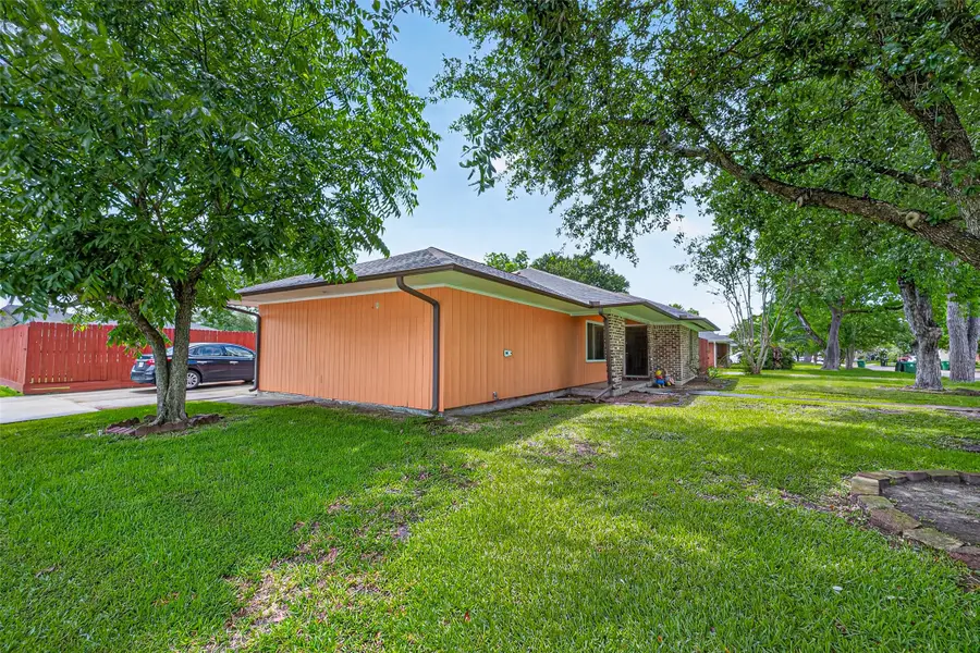 10113 Oboe Drive, Houston, TX 77025 - #2