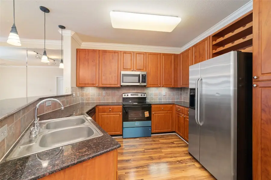 1711 Old Spanish Trail #408, Houston, TX 77054 - #3