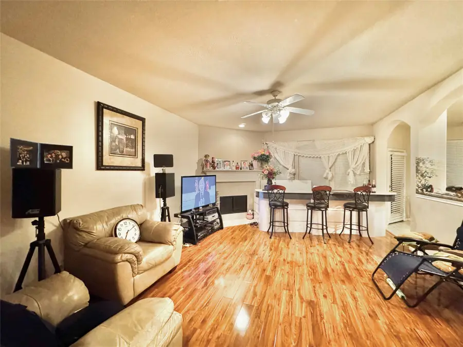 14022 Abbey Lane, Sugar Land, TX 77498 - Image #3