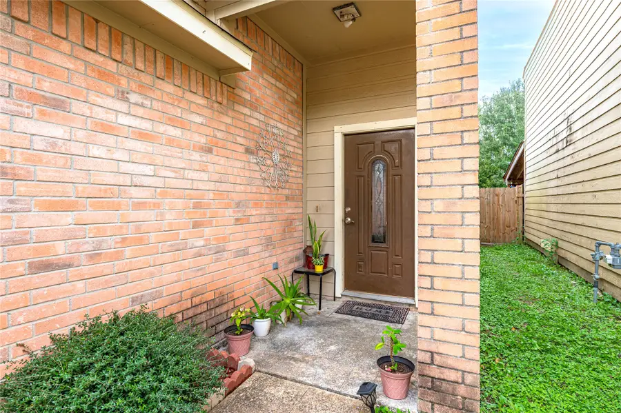 9283 Kingsflower Circle, Houston, TX 77075 - #3