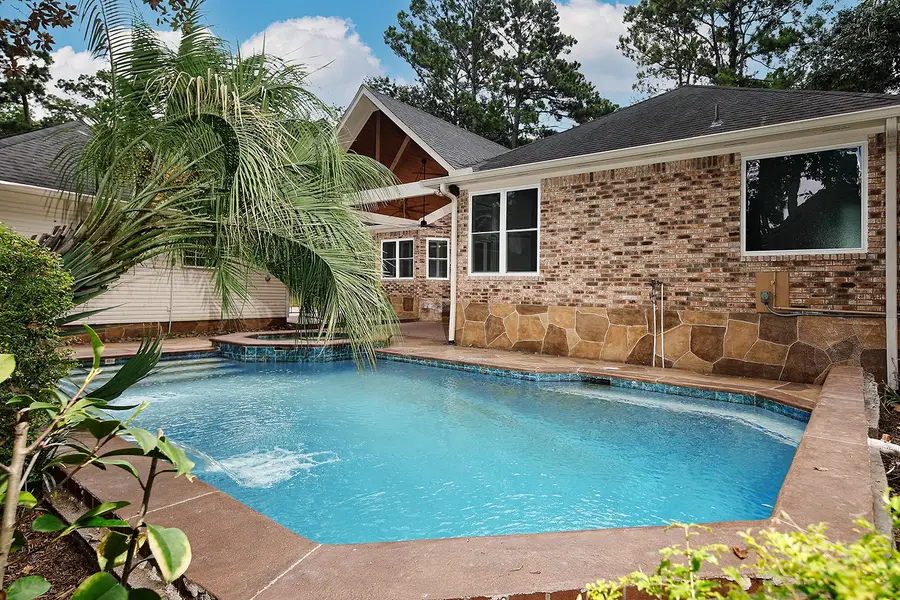 26 Gate Hill Drive, The Woodlands, TX 77381 - #2