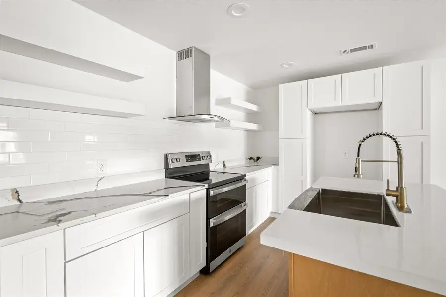 719 E 40th 1/2 Street, Houston, TX 77022 - #3