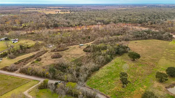 000 County Road 42, Rosharon, TX 77583