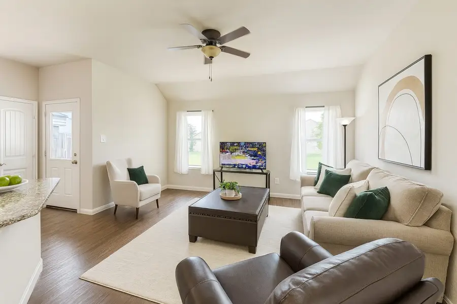 54 Rodeo Crest Drive, Manvel, TX 77578 - Image #2