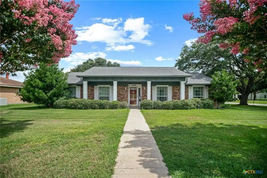 300 Green Avenue, Palacios, TX 77465 - #2