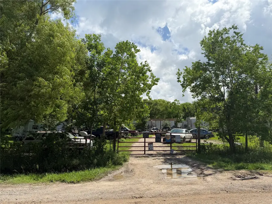 608 County Rd 4902, Dayton, TX 77535 - #2