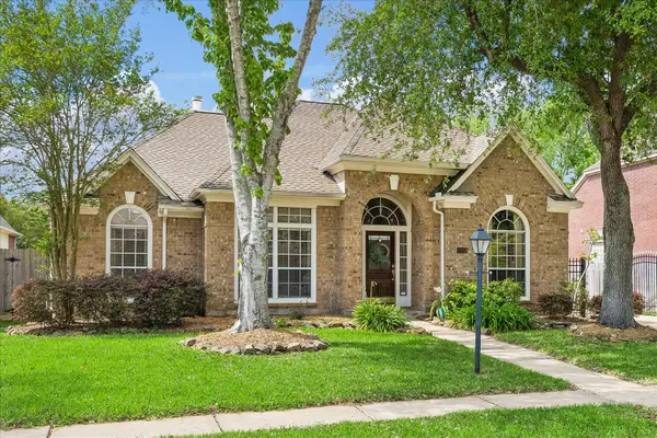 13818 Mill Garden Court, Houston, TX 77059