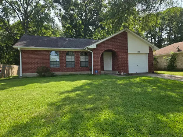 105 Laurie Lane, Willis, TX 77378