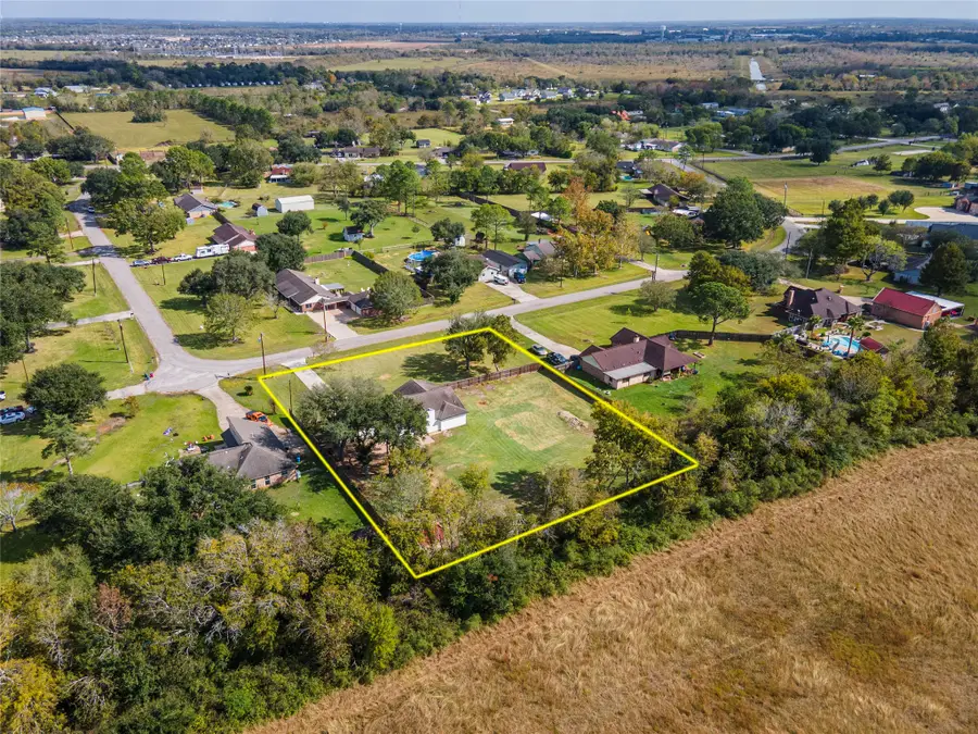 1695 County Road 965, Alvin, TX 77511 - Image #2