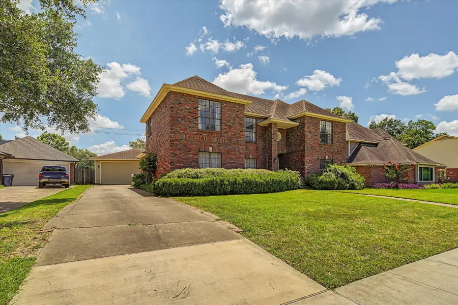 410 Crestwood Drive, El Lago, TX 77586 - #2