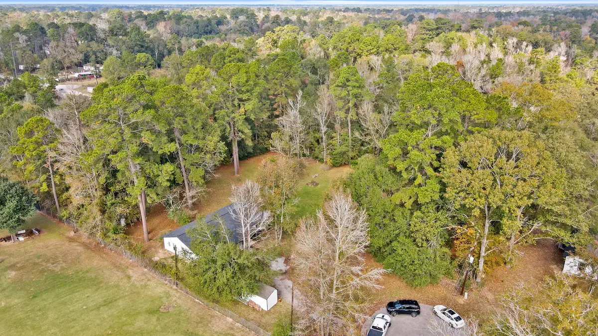 17078 Oak Grove Lane, New Caney, TX 77357 - Image #1