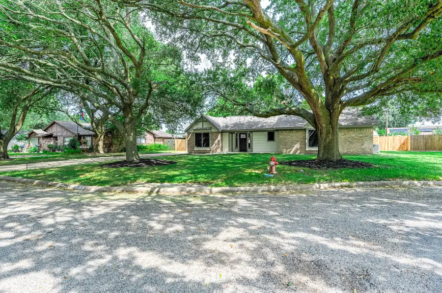 1908 Maxwell Circle, Alvin, TX 77511 - #3