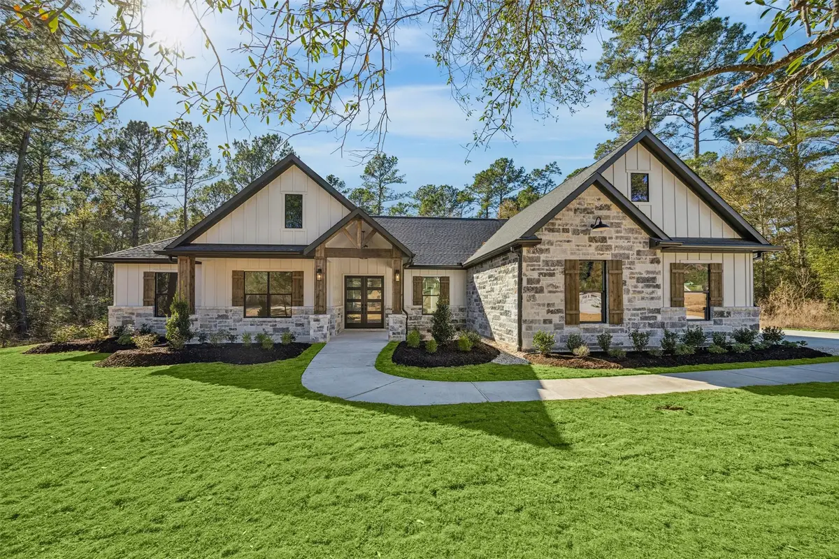 180 Red Hawk Road, Huntsville, TX 77340 - #1
