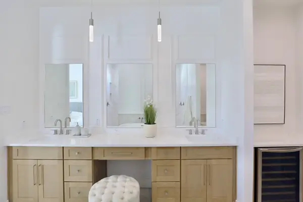 136 E 37th Street, Houston, TX 77018