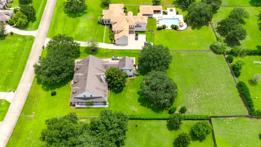 3811 Westerdale Drive, Fulshear, TX 77441 - Image #3