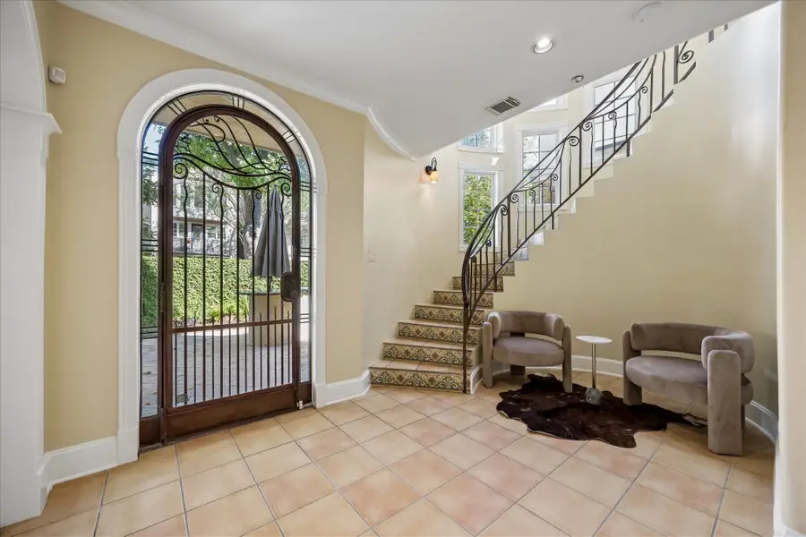 6635 Minola Street, Houston, TX 77007 - #3