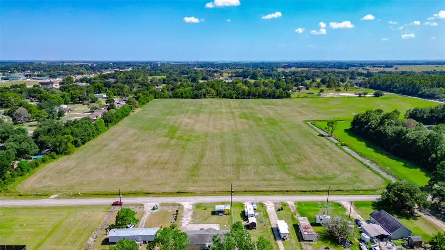 429 W Leblanc Street, Winnie, TX 77665 - #2