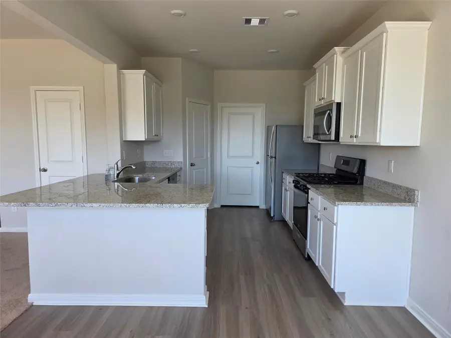 14107 Mainmast Drive, Texas City, TX 77510 - #3