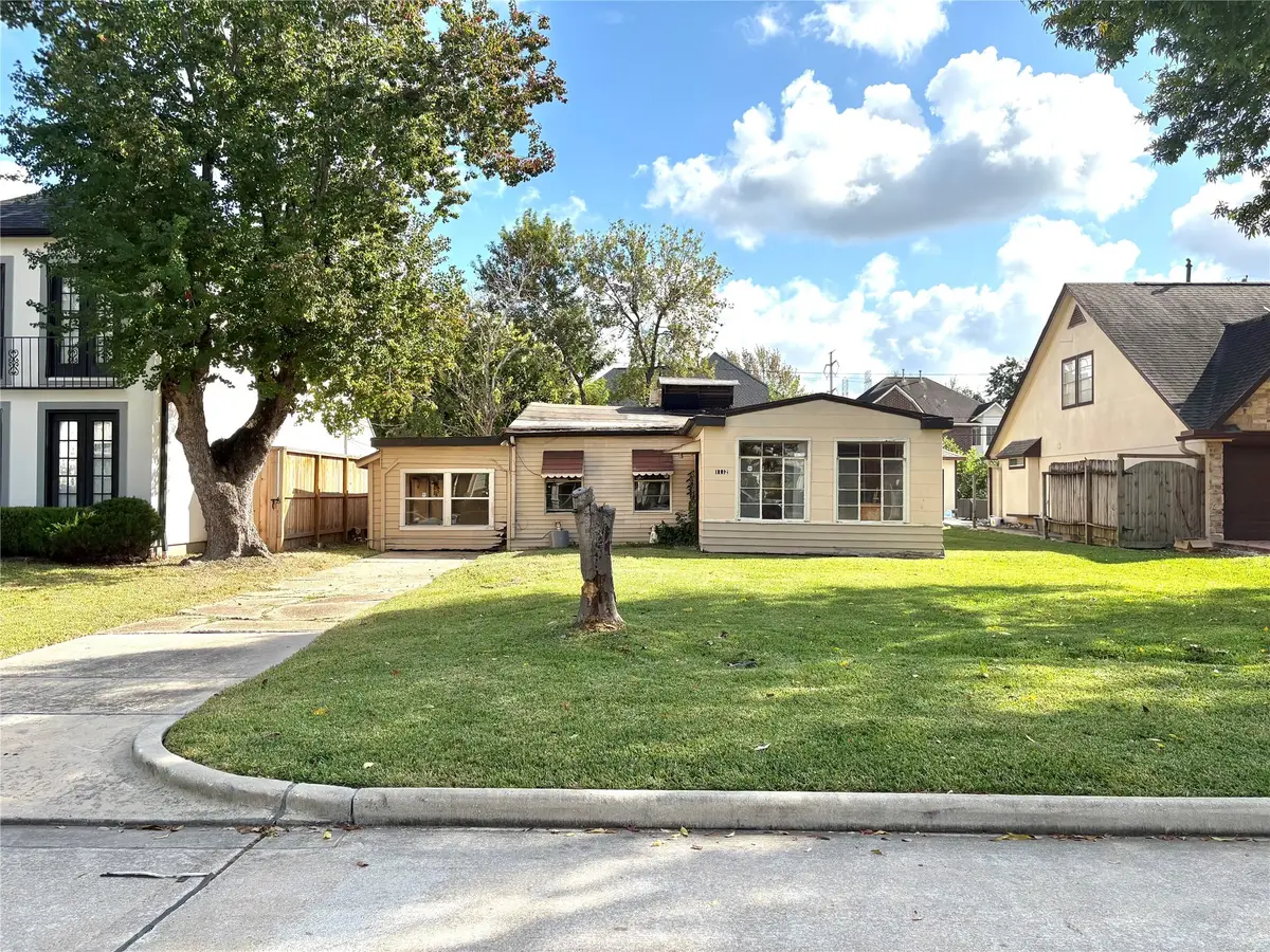 1112 Howard Lane, Bellaire, TX 77401 - Image #1