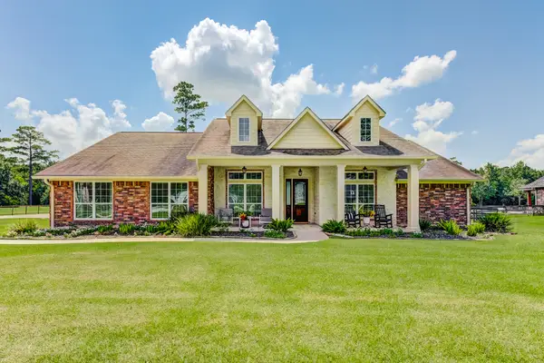 7219 Bayou Timber Drive, Alvin, TX 77511