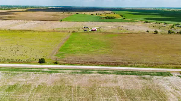 758 County Road 309 -1, Edna, TX 77957