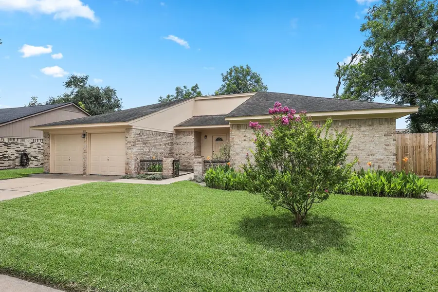 3009 Stacy Lane, Deer Park, TX 77536 - Image #2