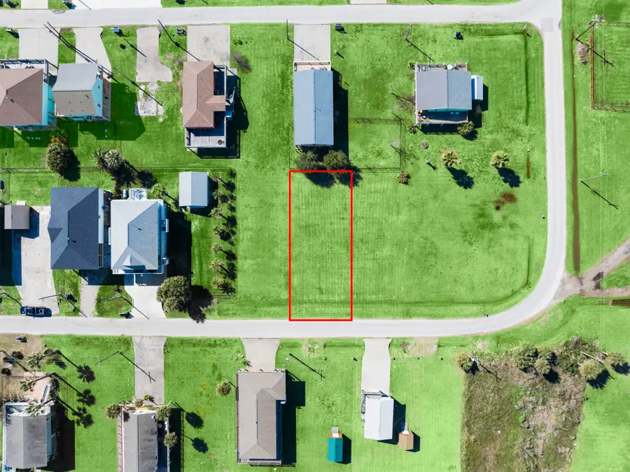 975 Wommack, Crystal Beach, TX 77650 - #2