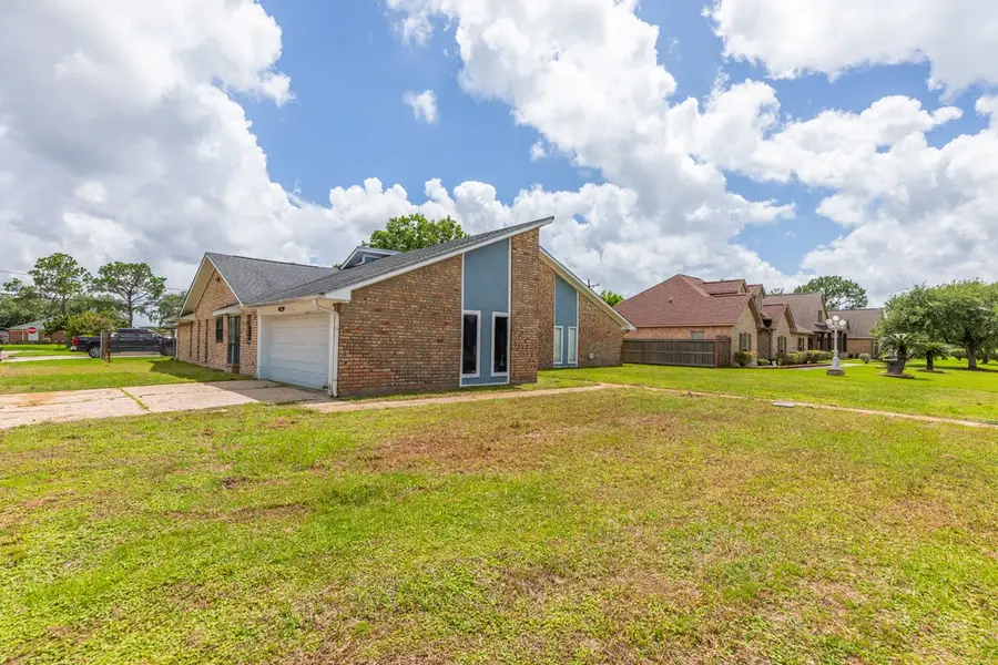 2120 Waverly Circle, Port Arthur, TX 77640 - #3