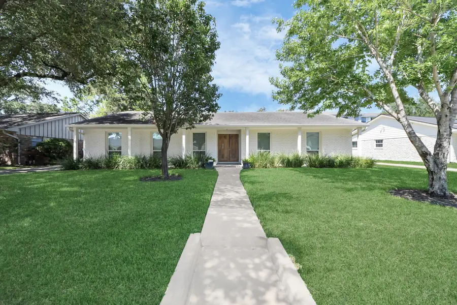 7610 Highmeadow Drive, Houston, TX 77063 - Image #2