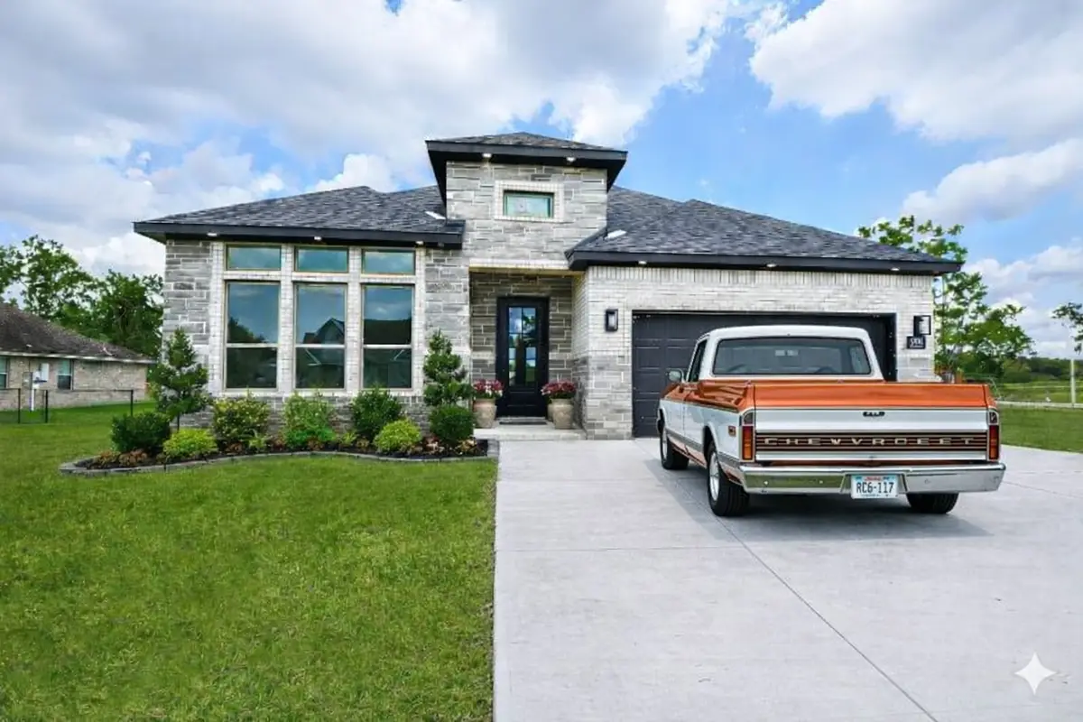 208 Silverleaf Street, Sweeny, TX 77480 - #1