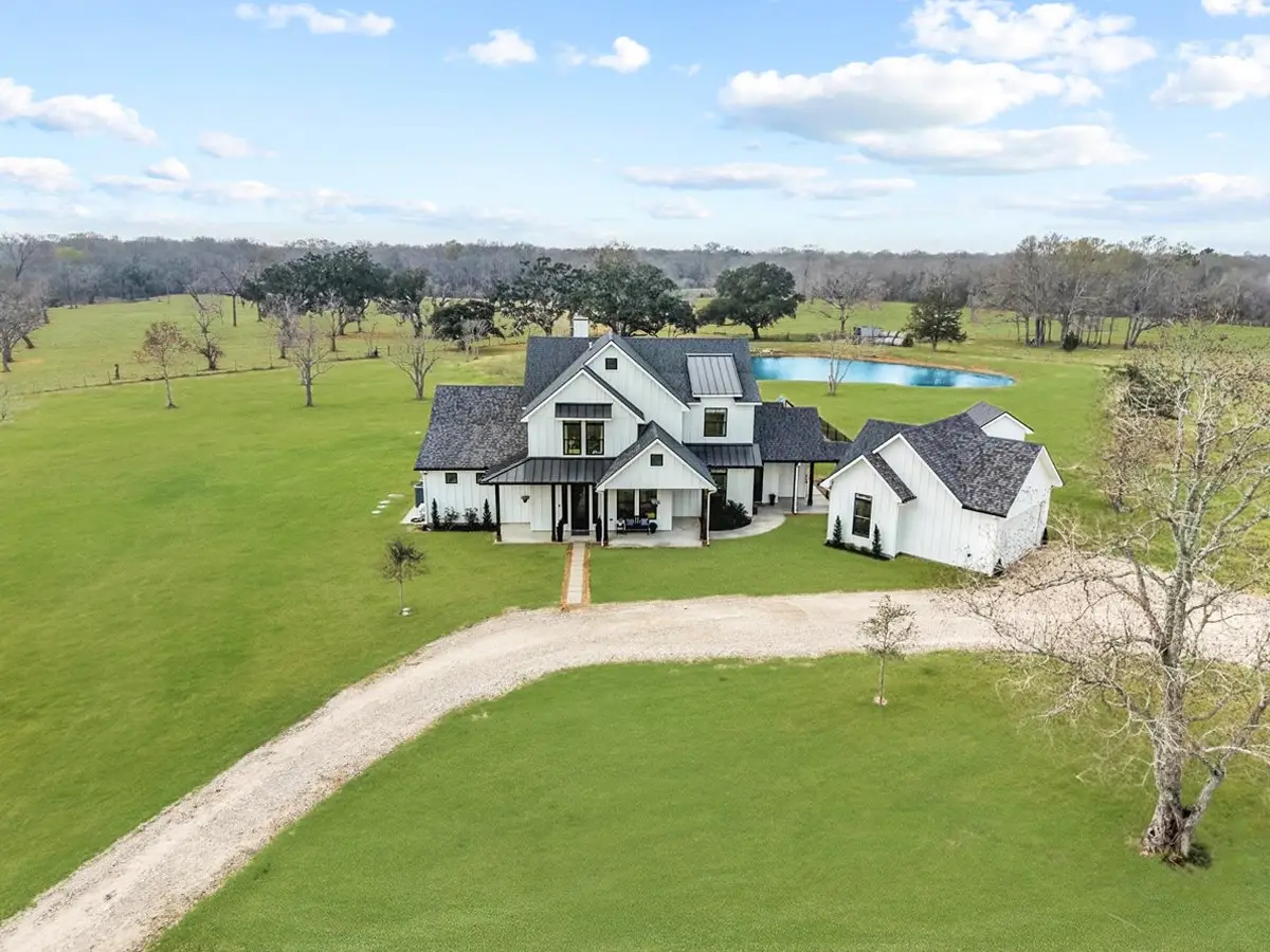 15855 Hickory Drive, Alvin, TX 77511 - #1