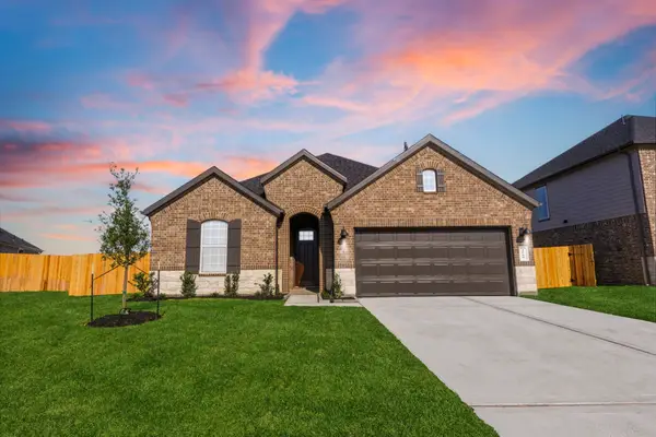3214 Coral Bluff Drive, Texas City, TX 77539