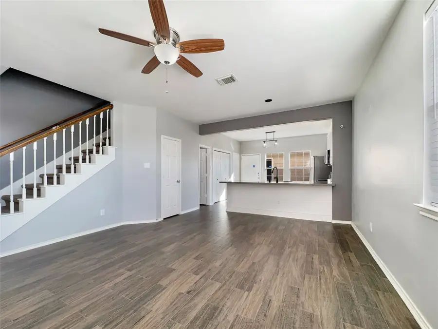 2217 Kemah Village Drive, Kemah, TX 77565 - Image #3