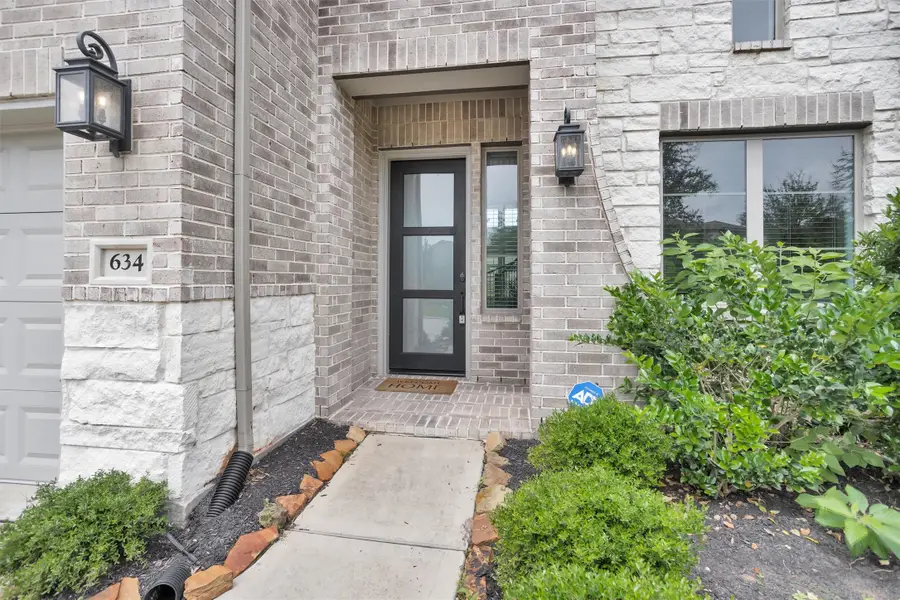 634 Cibolo Creek Drive, Conroe, TX 77304 - #2