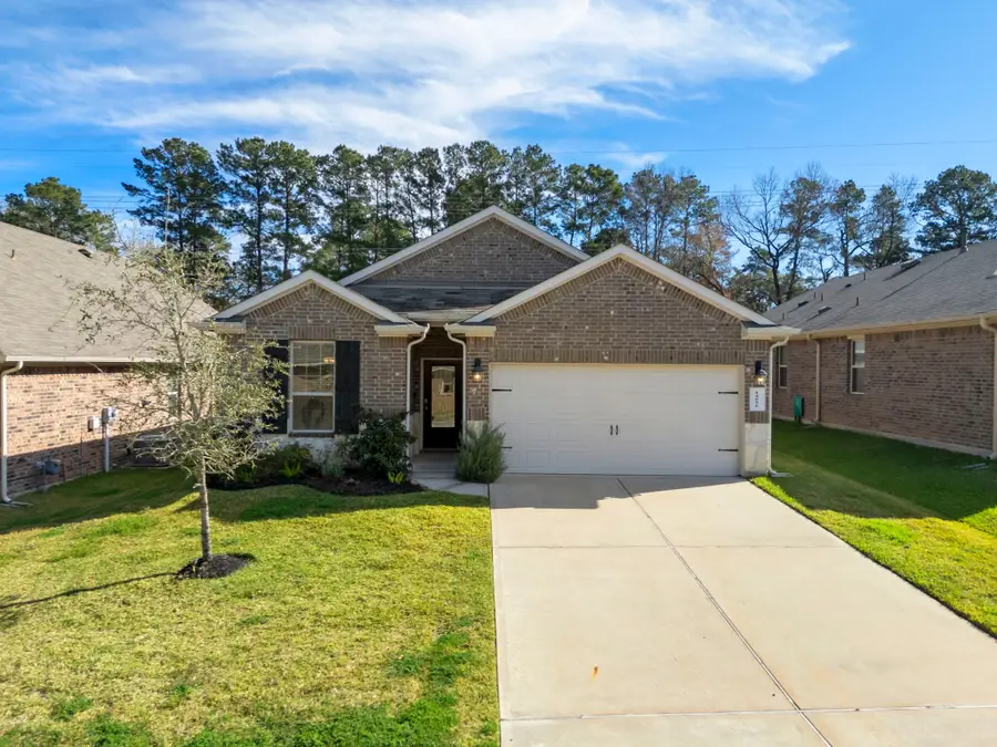 14096 Silver Falls Court, Conroe, TX 77384 - Image #2