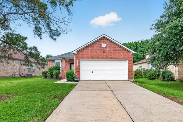 21915 Willow Shadows Drive, Tomball, TX 77375