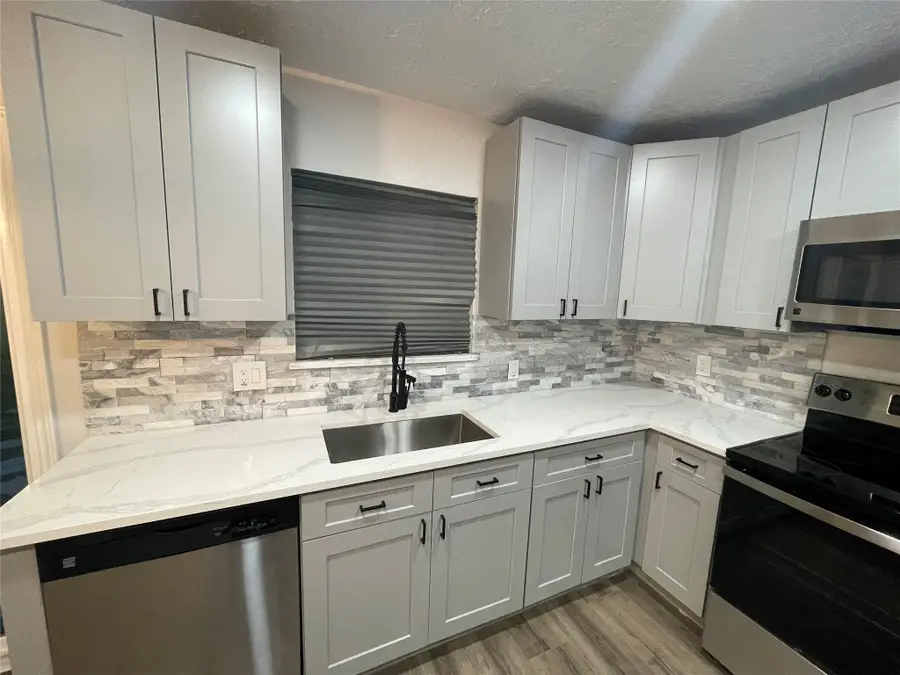 6003 Westover Street, Houston, TX 77033 - #3