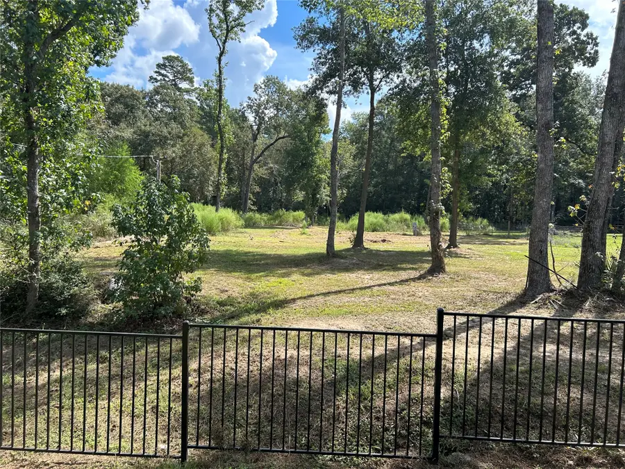 13881 Park Ave, Conroe, TX 77384 - #3