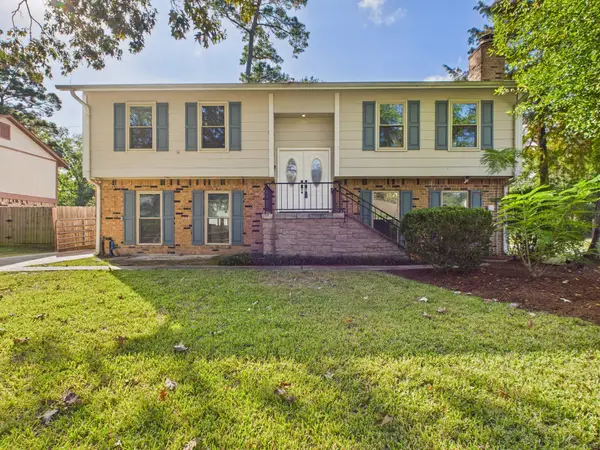 3302 Holly Green Drive, Kingwood, TX 77339