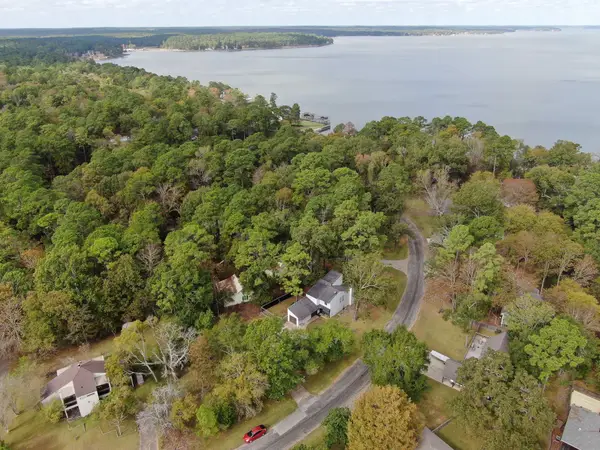 141 N Pine Harbour Drive, Coldspring, TX 77331