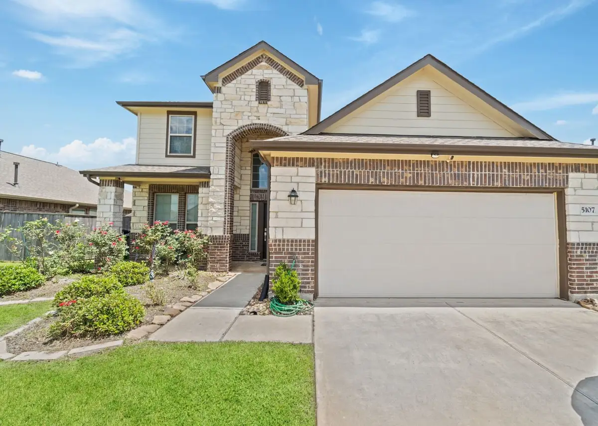 5107 Twin Summit Drive, Rosenberg, TX 77469 - Image #1