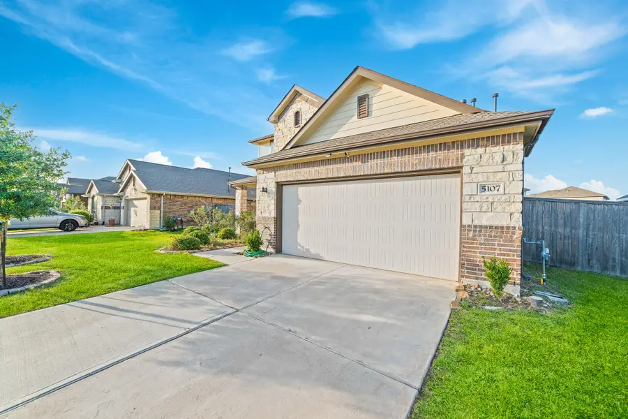 5107 Twin Summit Drive, Rosenberg, TX 77469 - Image #3