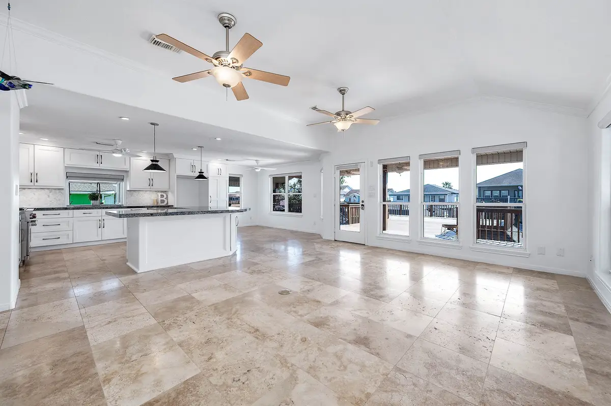 837 Marlin Street, Bayou Vista, TX 77563 - #1