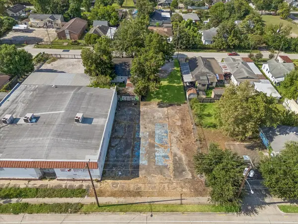 7003 Lyons Avenue, Houston, TX 77020